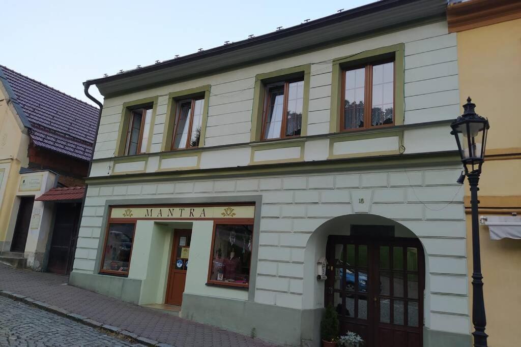 Apartman Na Namesti Ve Stramberku Buitenkant foto